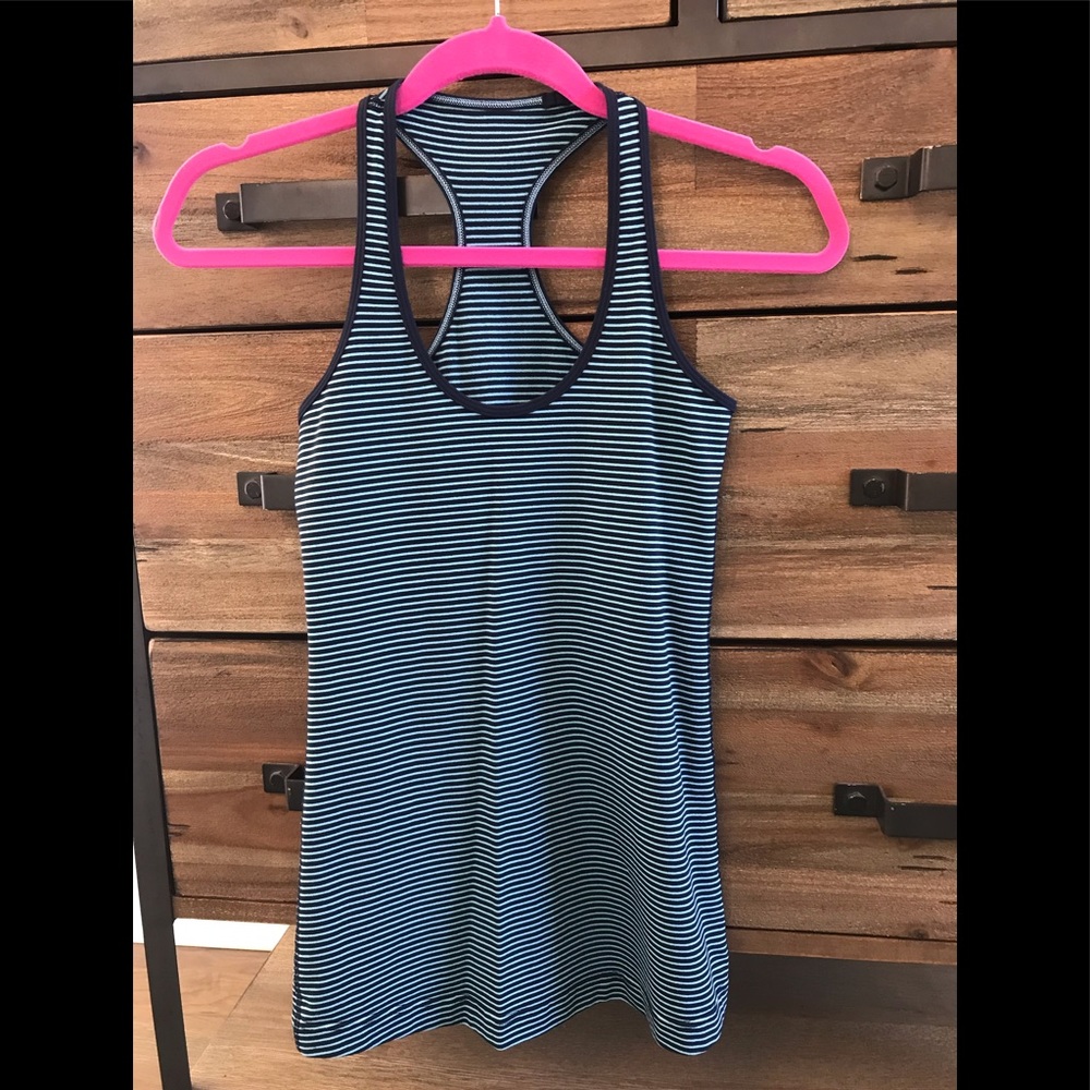 Lululemon Cool Racerback navy & light blue stripe